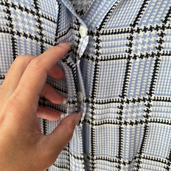 Brooks Brothers, 14, 100% silk blue houndstooth plaid semi-sheer blouse, button - Picture 7 of 10